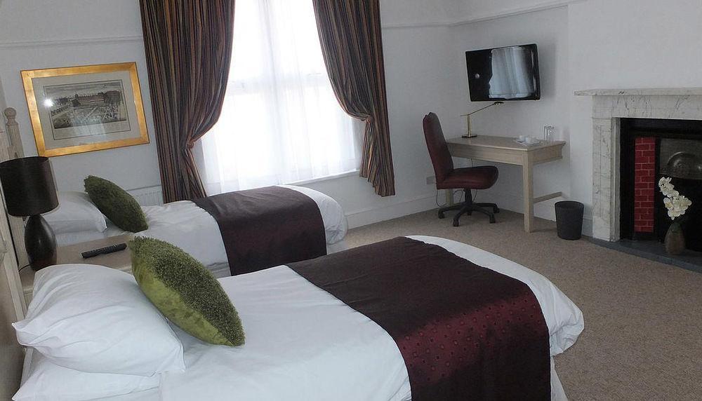 Jessamine House Hotel جرافسيند المظهر الخارجي الصورة